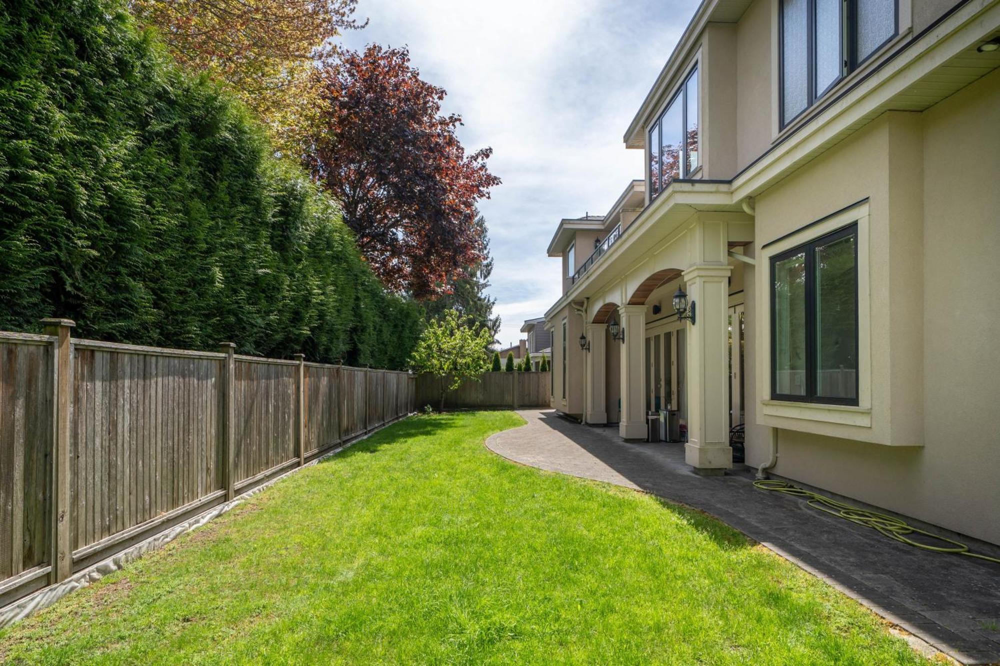 Vancouver Shangrila House Ричмонд Экстерьер фото